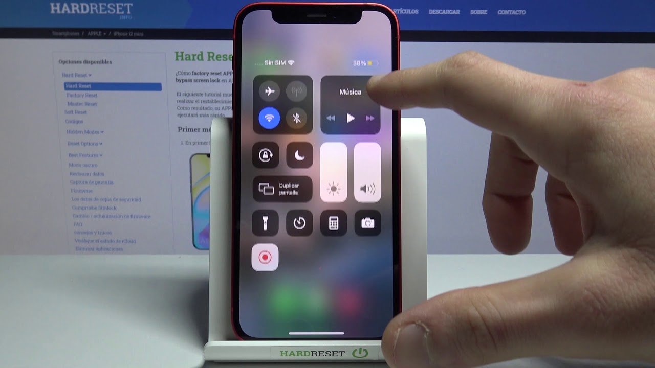 El truco oculto del iPhone para grabar pantalla con audio
