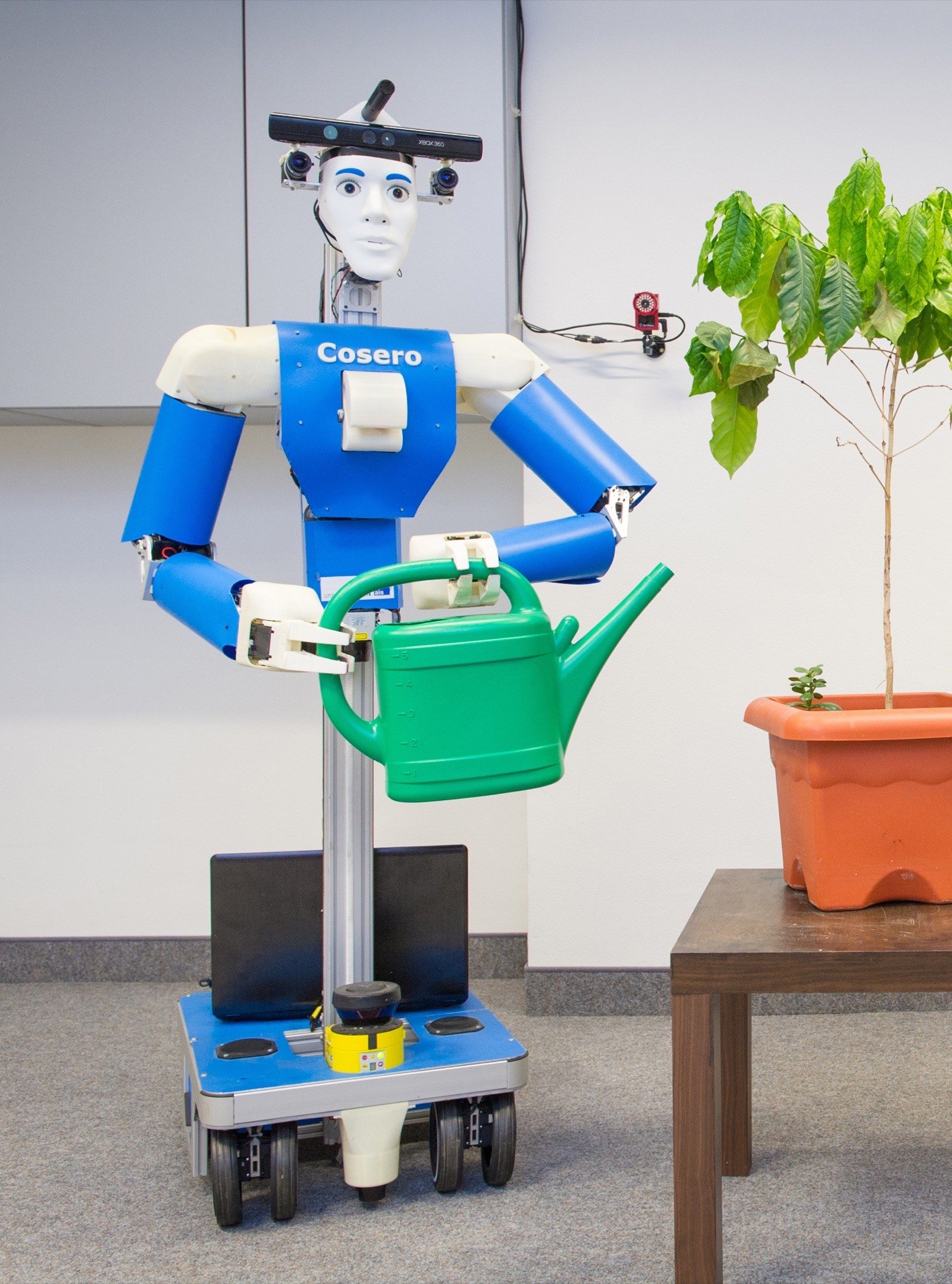 Robot de servicio autónomo