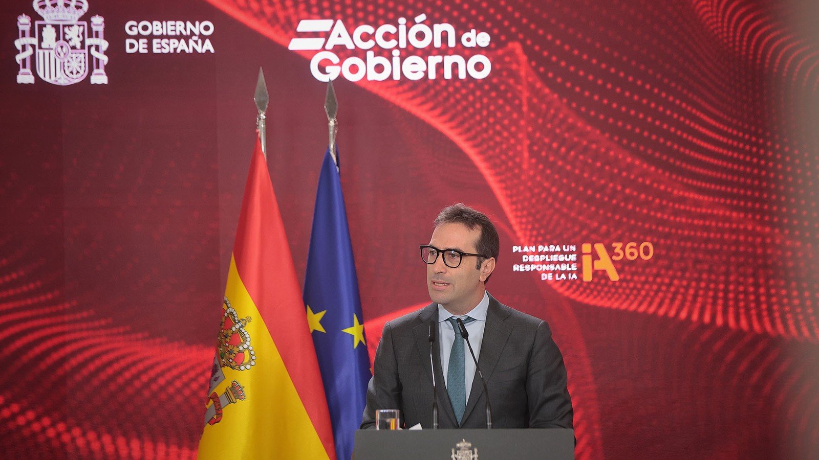 El vicepresidente primero y ministro de Economía, Carlos Cuerpo, habla durante el acto de presentación del Plan IA360