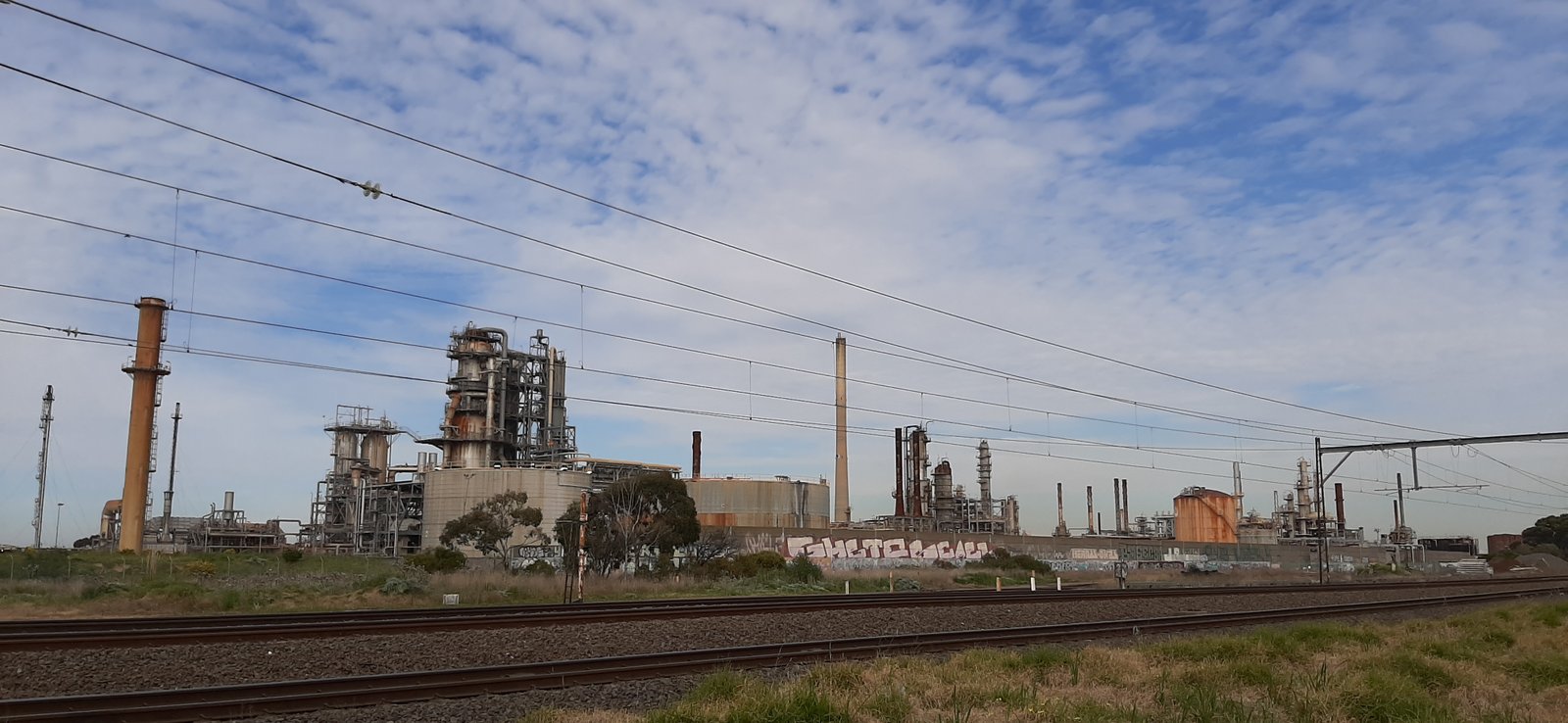 Vista de una refinería petroquímica